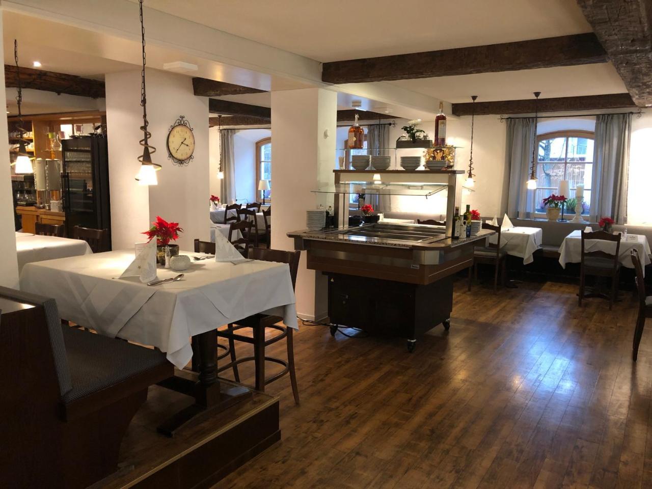 Hotel Krone 4*
